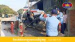 សង្ស័យស្រវឹង ជិះម៉ូតូធ្លាក់ផ្លូវទៅបុកគ្រែលក់នំ បណ្តាលអោយរងរបួសធ្ងន់